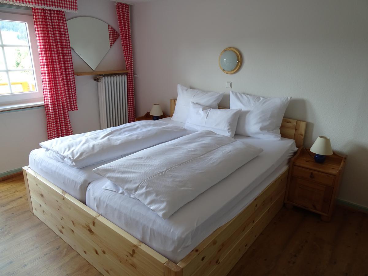 'S Jaegermatt Bed & Breakfast เฟลด์แบร์ก ภายนอก รูปภาพ